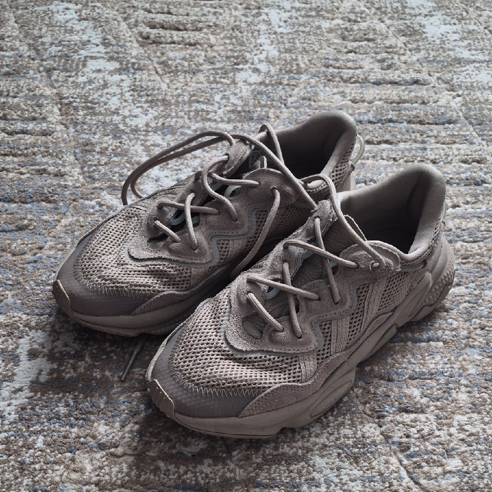 Adidas Ozweego Sneakers